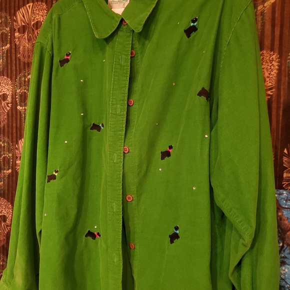 Quacker Factory Tops - Quacker Factory Green Button-Down Shirt with Embroidered Dogs